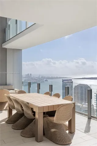 300 Biscayne Boulevard Way Miami FL 33131