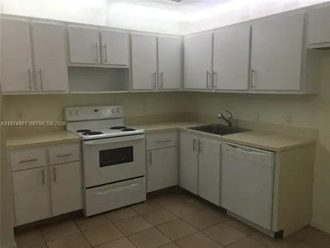 331 Ives Dairy Road Miami FL 33179