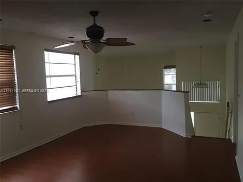 331 Ives Dairy Road Miami FL 33179