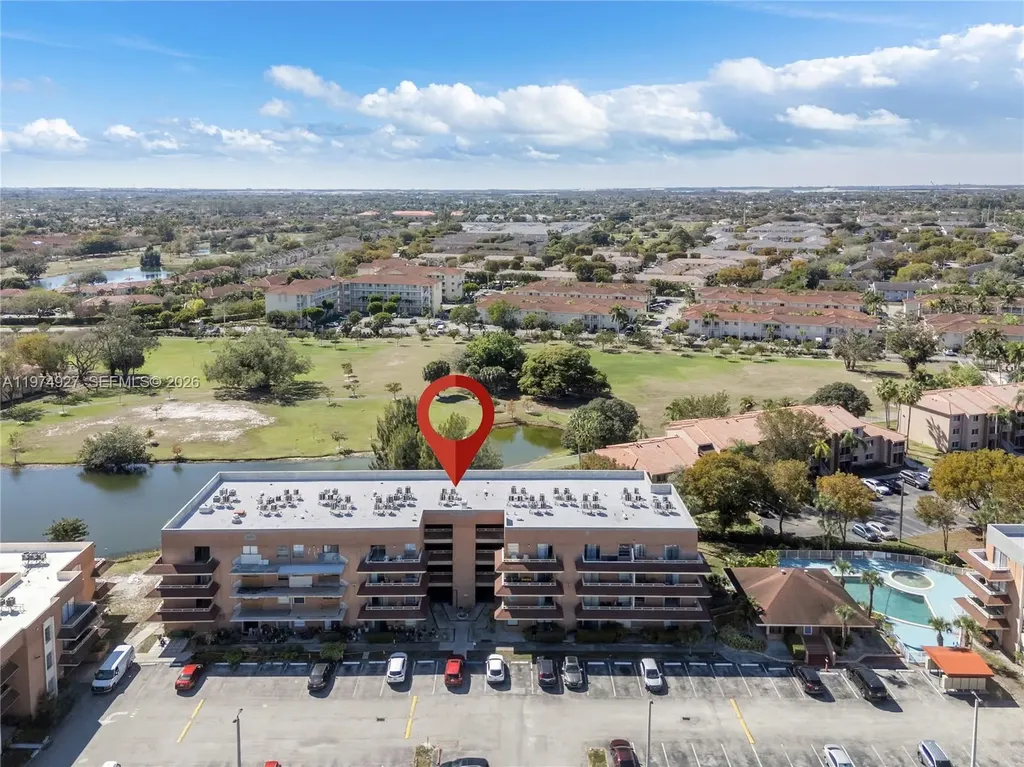 17530 NW 68th Avenue Hialeah FL 33015