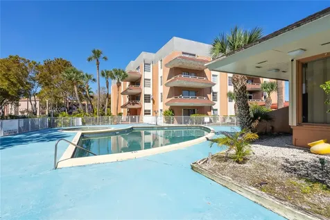 17530 NW 68th Avenue Hialeah FL 33015
