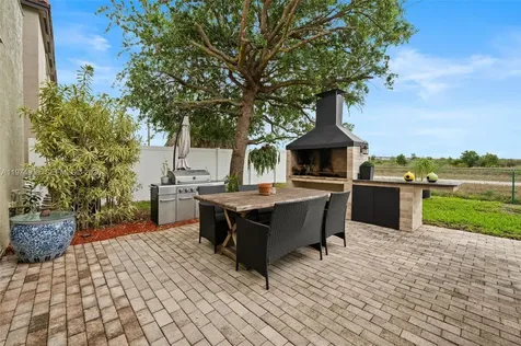 15562 SW 54th Court Miramar FL 33027