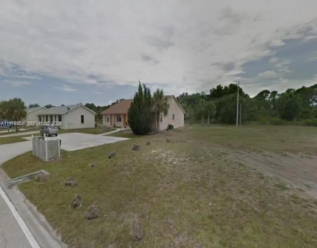 71 Boundery Boulevard Other City - In The State Of Florida FL 33948