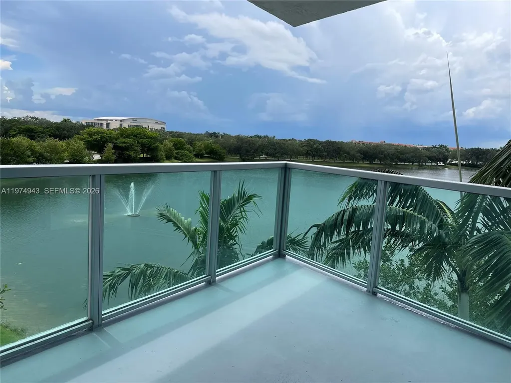 2681 N Flamingo Road Sunrise FL 33323