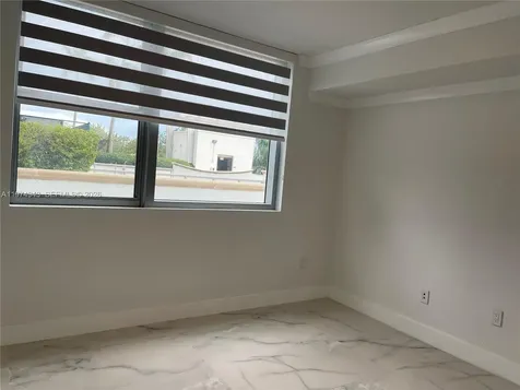 2681 N Flamingo Road Sunrise FL 33323