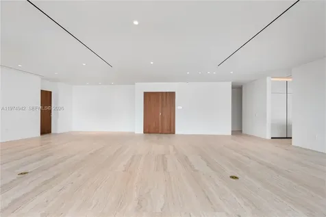 5 Grove Isle Drive Miami FL 33133