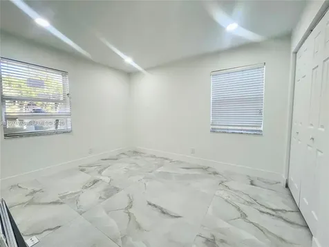 1649 NE 8th Avenue Fort Lauderdale FL 33305