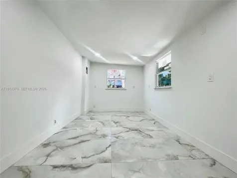 1649 NE 8th Avenue Fort Lauderdale FL 33305