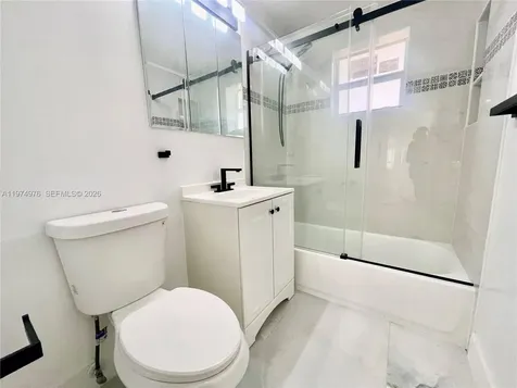 1649 NE 8th Avenue Fort Lauderdale FL 33305