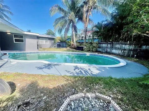1649 NE 8th Avenue Fort Lauderdale FL 33305
