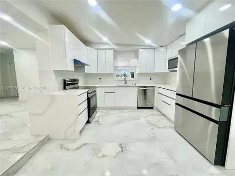 1649 NE 8th Avenue Fort Lauderdale FL 33305