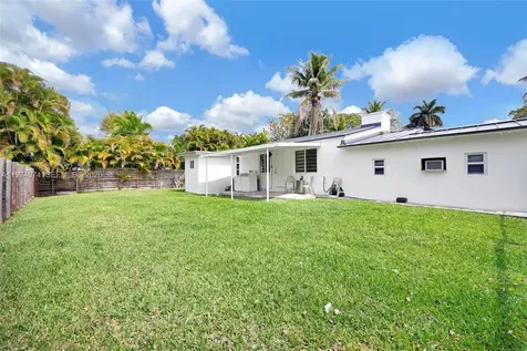 1021 NE 82nd Terrace Miami FL 33138