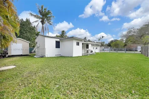 1021 NE 82nd Terrace Miami FL 33138
