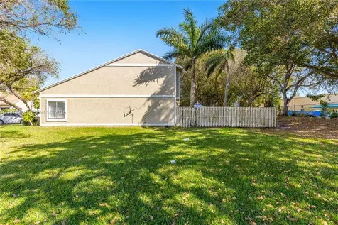 11180 NW 35th Street Sunrise FL 33351