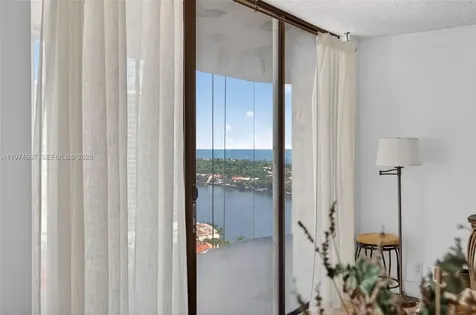 19355 Turnberry Way Aventura FL 33180
