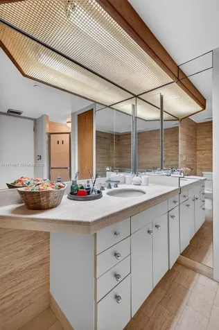 19355 Turnberry Way Aventura FL 33180