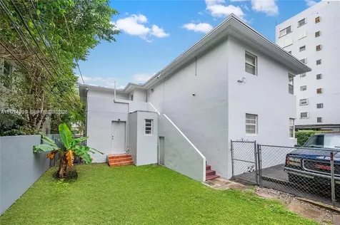 320 SW 29th Road Miami FL 33129