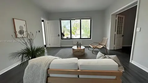 320 SW 29th Road Miami FL 33129