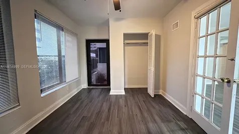 320 SW 29th Road Miami FL 33129