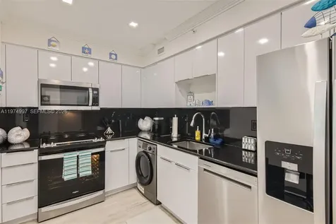 2501 S Ocean Drive Hollywood FL 33019