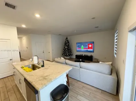 1842 SE 7th Terrace Homestead FL 33034