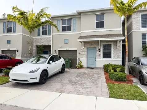 1842 SE 7th Terrace Homestead FL 33034