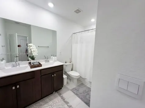 1842 SE 7th Terrace Homestead FL 33034