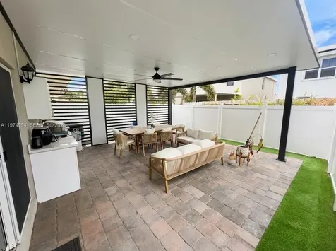 1842 SE 7th Terrace Homestead FL 33034