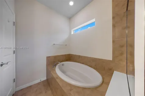 932 Banyan Drive Hollywood FL 33021