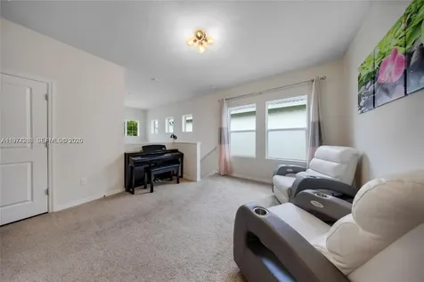 932 Banyan Drive Hollywood FL 33021