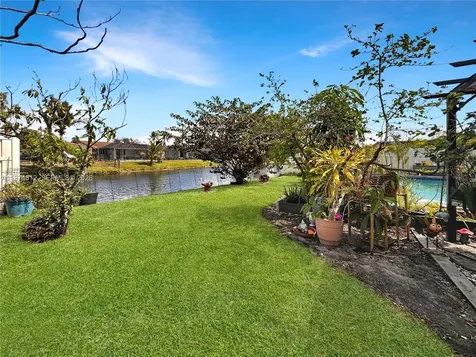 11501 NW 41st Street Sunrise FL 33323