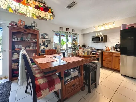 11501 NW 41st Street Sunrise FL 33323