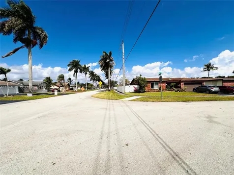 11501 NW 41st Street Sunrise FL 33323