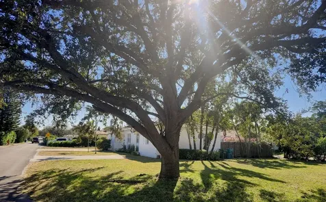 11220 NE 11th Place Biscayne Park FL 33161