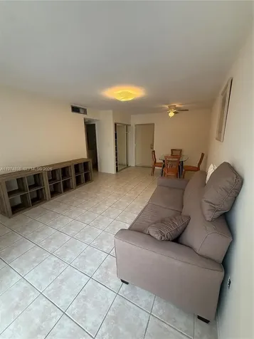 17620 Atlantic Boulevard Sunny Isles Beach FL 33160