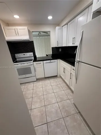 17620 Atlantic Boulevard Sunny Isles Beach FL 33160