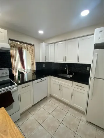 17620 Atlantic Boulevard Sunny Isles Beach FL 33160
