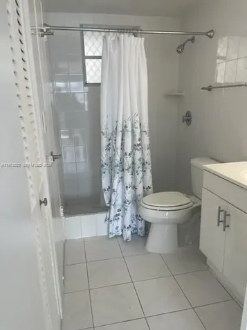 220 Kings Point Drive Sunny Isles Beach FL 33160