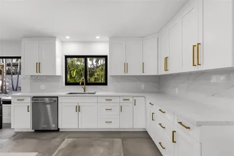 7120 SW 92nd Avenue Miami FL 33173