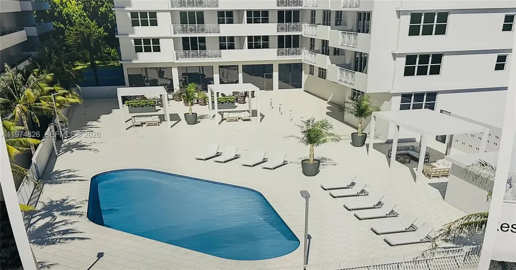 5825 Collins Avenue Miami Beach FL 33140