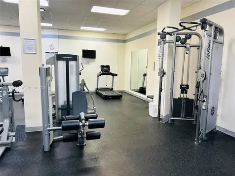 5825 Collins Avenue Miami Beach FL 33140