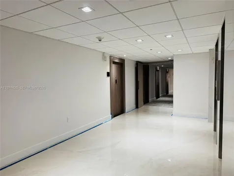 5825 Collins Avenue Miami Beach FL 33140