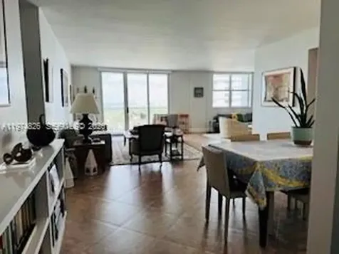 5825 Collins Avenue Miami Beach FL 33140