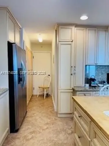 5825 Collins Avenue Miami Beach FL 33140
