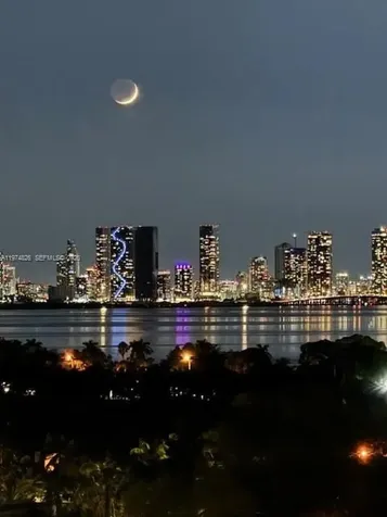 5825 Collins Avenue Miami Beach FL 33140