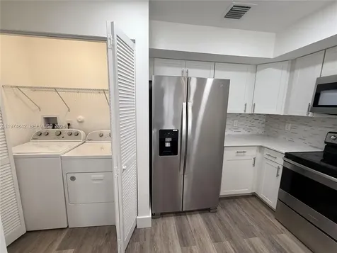 North Lauderdale FL 33068