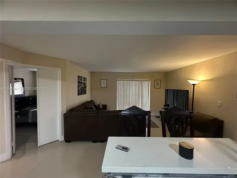 9491 S Palm Circle S Pembroke Pines FL 33025
