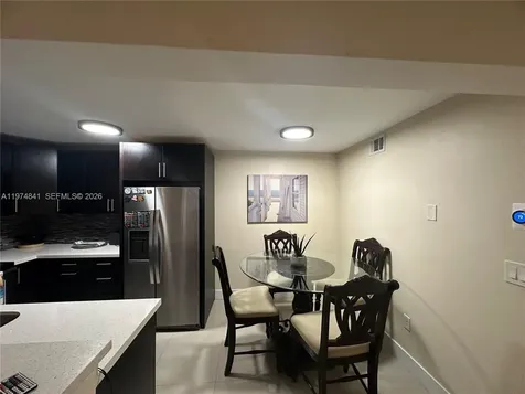 9491 S Palm Circle S Pembroke Pines FL 33025