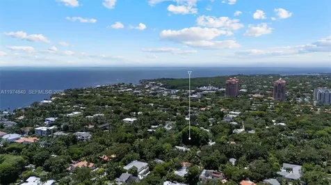 4286 S Douglas Road Miami FL 33133