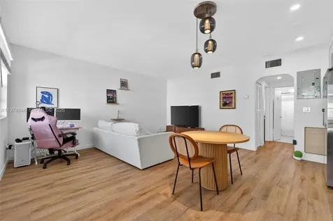 8600 Byron Avenue Miami Beach FL 33141
